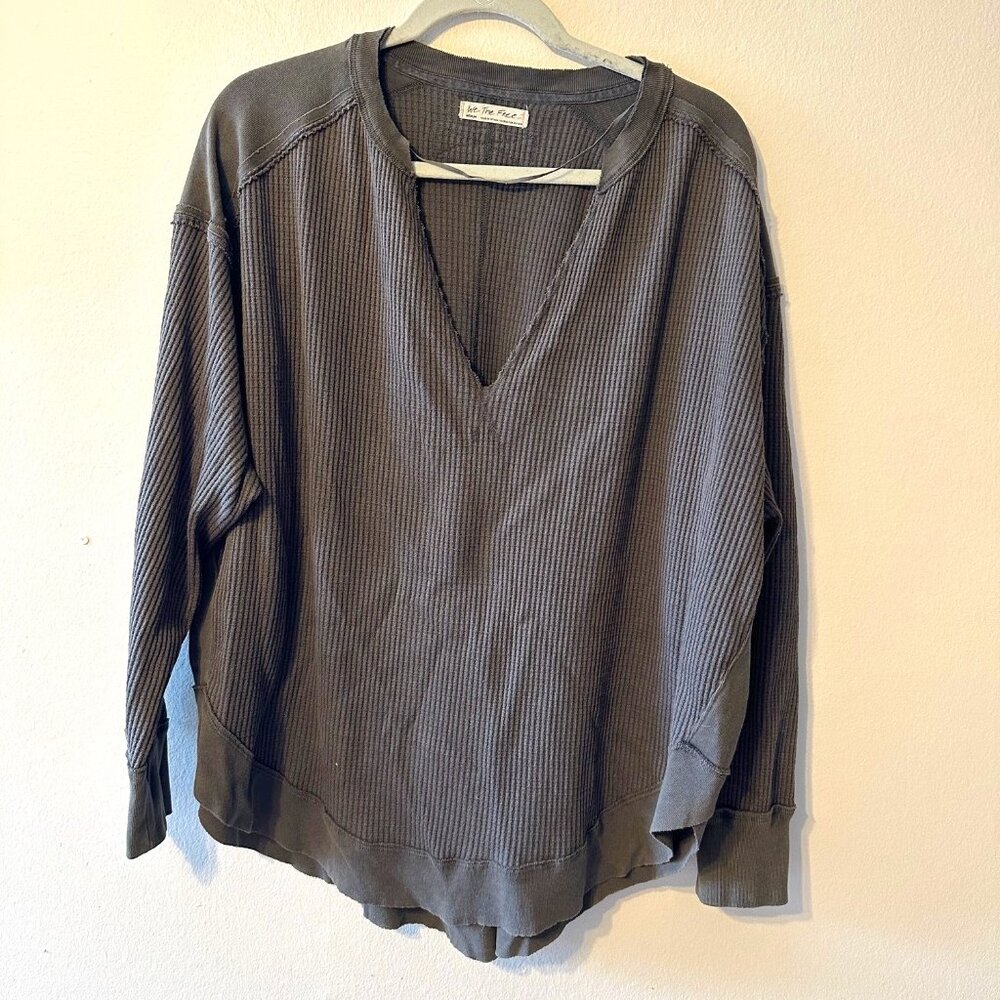 Women's Free People LS V Neck Top - Waffle Knit Tunic - Dark Grey - NWOT